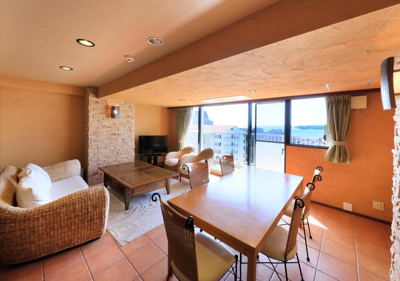 Katsuura Hilltop Hotel & Residence Exterior photo